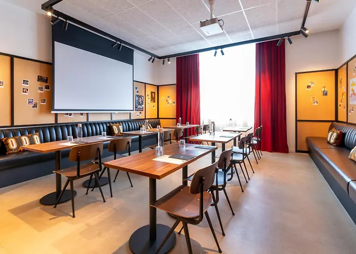 Ibis Styles Paris 3*