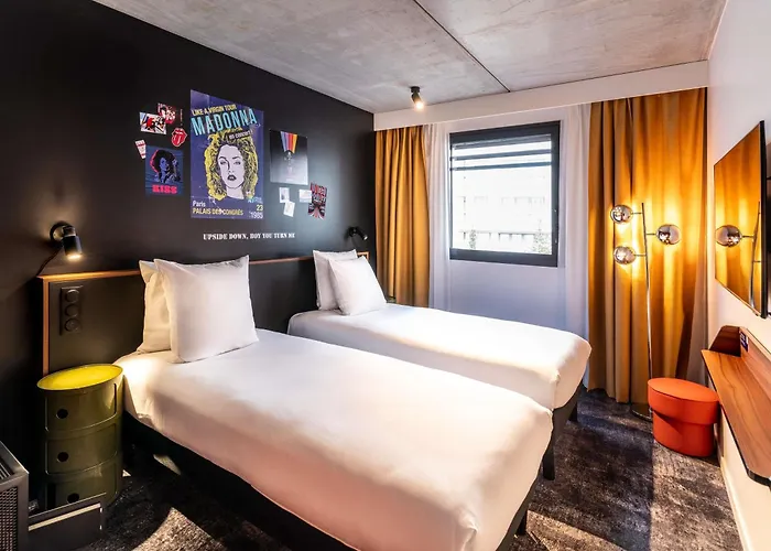 Ibis Styles Paris Otel 3*