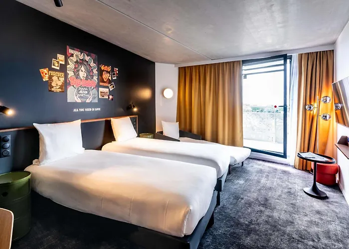Otel Ibis Styles Paris 3*