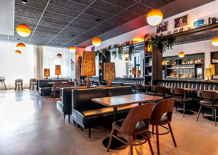 Ibis Styles Paris Otel 3*